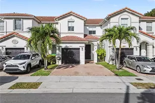 7876 NW 109th Path, Doral, FL 33178 - Photo 3