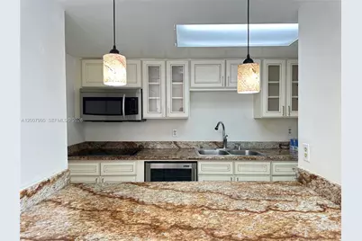 802 NW 87th Ave #315, Miami, FL 33172 - Photo 3