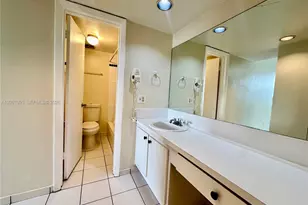 802 NW 87th Ave, Miami, FL 33172 - Photo 7