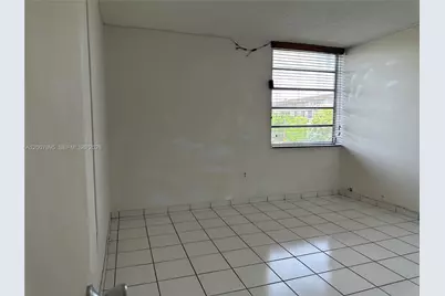 802 NW 87th Ave #315, Miami, FL 33172 - Photo 11