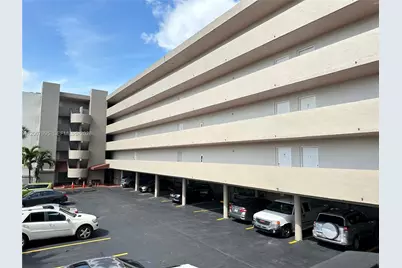 802 NW 87th Ave #315, Miami, FL 33172 - Photo 1