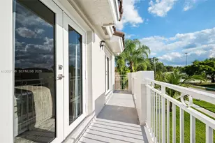 131 NW 187th Ave, Pembroke Pines, FL 33029 - Photo 19