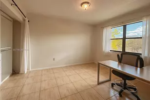 511 Ives Dairy Rd, Miami, FL 33179 - Photo 15