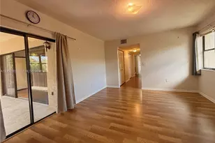 511 Ives Dairy Rd, Miami, FL 33179 - Photo 23
