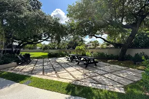511 Ives Dairy Rd, Miami, FL 33179 - Photo 53