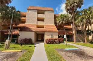 511 Ives Dairy Rd, Miami, FL 33179 - Photo 37