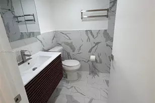 18000 NW 68th Ave, Hialeah, FL 33015 - Photo 9