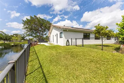 9171 NW 13th St, Plantation, FL 33322 - Photo 53