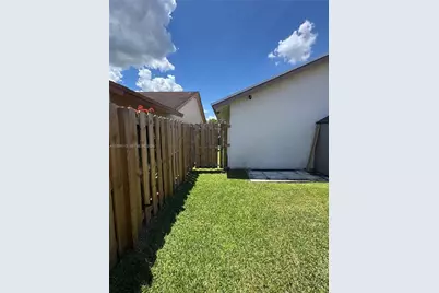 10379 Welleby Isles Blvd, Sunrise, FL 33351 - Photo 33