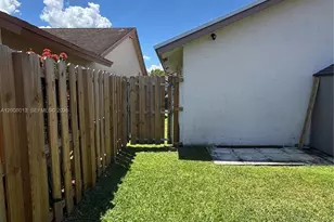 10379 Welleby Isles Blvd, Sunrise, FL 33351 - Photo 33