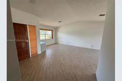 10379 Welleby Isles Blvd, Sunrise, FL 33351 - Photo 21