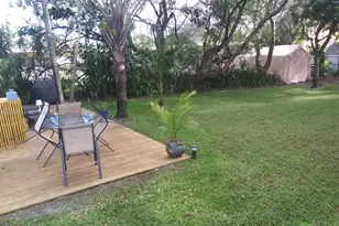 1220 NE 128th St, North Miami, FL 33161 - Photo 25