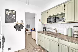 1220 NE 128th St, North Miami, FL 33161 - Photo 35