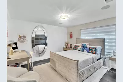 307 Holiday Dr, Hallandale Beach, FL 33009 - Photo 57