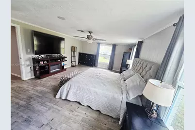 2445 SE Airport Estates St, Other City - In The State Of Florida, FL 34266 - Photo 31