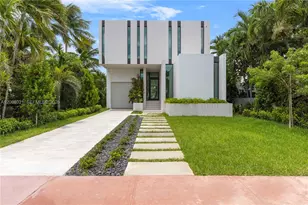 4504 Sheridan Ave, Miami Beach, FL 33140 - Photo 1