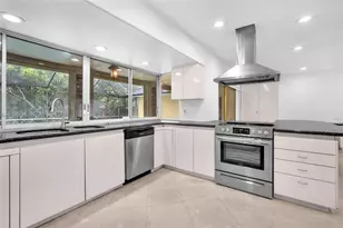 3441 N Hills Dr, Hollywood, FL 33021 - Photo 11