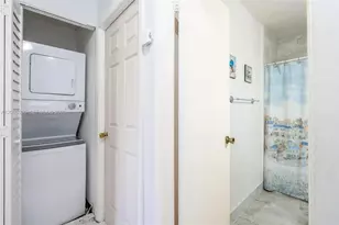 4829 SW 136th Pl, Miami, FL 33175 - Photo 9