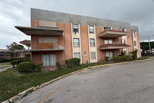 17650 NW 68th Ave, Hialeah, FL 33015 - Photo 3