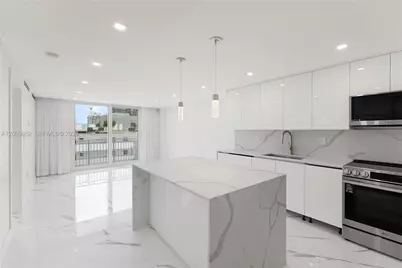 345 Ocean Dr #708, Miami Beach, FL 33139 - Photo 3