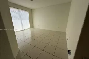 6940 NW 177th St, Hialeah, FL 33015 - Photo 11