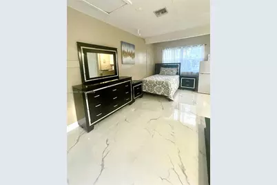 1537 NE 30th Ct #0, Pompano Beach, FL 33064 - Photo 11