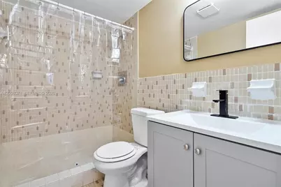 1715 N 16th Ave #102, Hollywood, FL 33020 - Photo 5