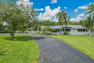 17421 SW 300th St, Homestead, FL 33030 - Photo 5