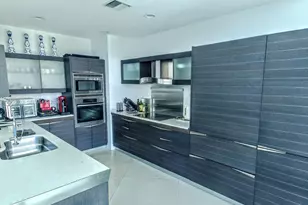 200 Biscayne Blvd Way, Miami, FL 33131 - Photo 11