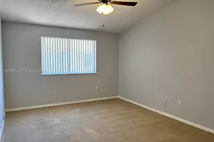 2210 SE 25th Ave, Homestead, FL 33035 - Photo 7