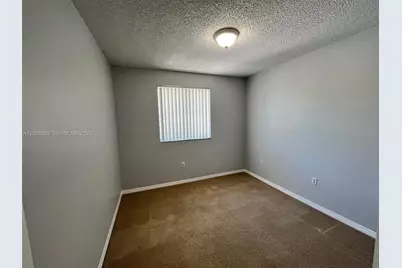 2210 SE 25 Ave #2210, Homestead, FL 33035 - Photo 9
