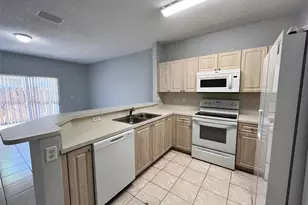 2210 SE 25th Ave, Homestead, FL 33035 - Photo 5