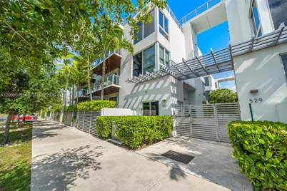 545 SW 11th St #208, Miami, FL 33129 - Photo 1