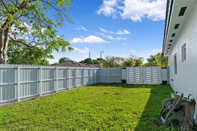 711 SE 14th Ave, Homestead, FL 33033 - Photo 33