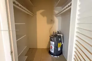 1211 NE 23rd Ave, Pompano Beach, FL 33062 - Photo 11