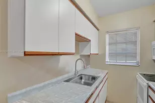 1211 NE 23rd Ave, Pompano Beach, FL 33062 - Photo 5