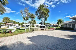141 NW 28th St, Pompano Beach, FL 33064 - Photo 17