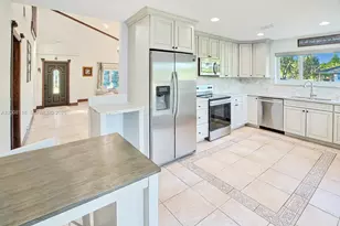 480 W Mt Vernon Dr, Plantation, FL 33325 - Photo 13