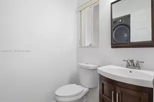 17530 SW 139th Ct, Miami, FL 33177 - Photo 5