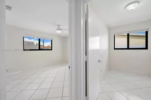 10320 SW 38th Terrace, Miami, FL 33165 - Photo 11