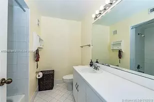 3854 San Simeon Cir, Weston, FL 33331 - Photo 11