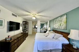 301 174th St, Sunny Isles Beach, FL 33160 - Photo 13