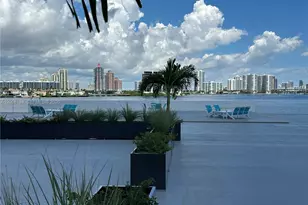 301 174th St, Sunny Isles Beach, FL 33160 - Photo 25