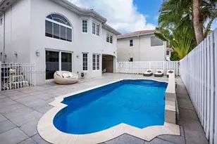 3949 194th Ln, Sunny Isles Beach, FL 33160 - Photo 33