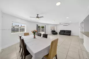 1155 NE 184th St, Miami, FL 33179 - Photo 15