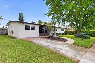 1155 NE 184th St, Miami, FL 33179 - Photo 3