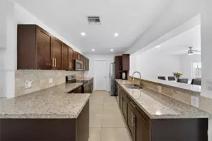 1155 NE 184th St, Miami, FL 33179 - Photo 7