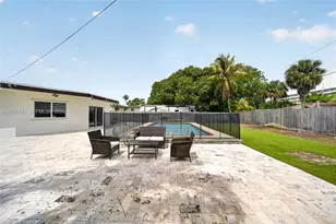 1155 NE 184th St, Miami, FL 33179 - Photo 35
