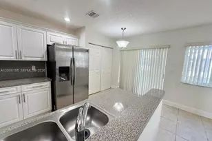 833 NW 208th Terrace, Pembroke Pines, FL 33029 - Photo 3