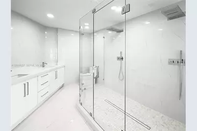 2181 SW 117th Ter, Davie, FL 33325 - Photo 15